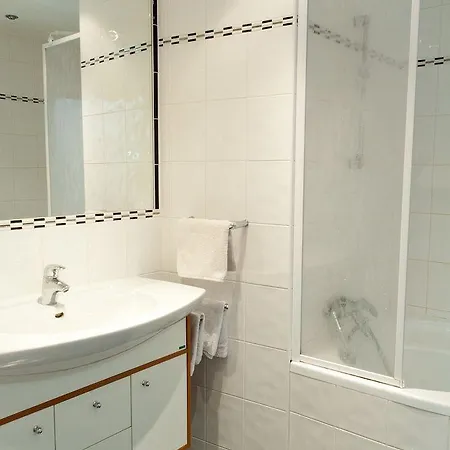 Abc Suites 公寓式酒店 3*