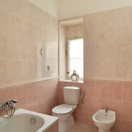 מלון דירות Abc Suites